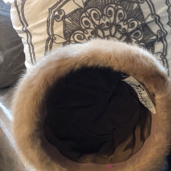 Mink/ Fur hats (ea) main image 4